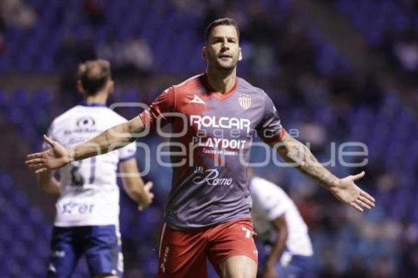 FÚTBOL . CLUB PUEBLA VS NECAXA