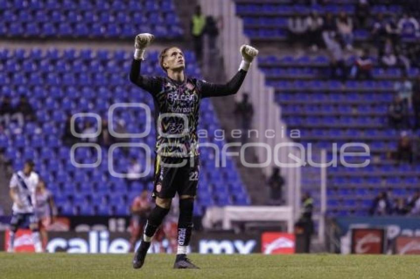 FÚTBOL . CLUB PUEBLA VS NECAXA