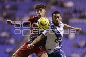 FÚTBOL . CLUB PUEBLA VS NECAXA