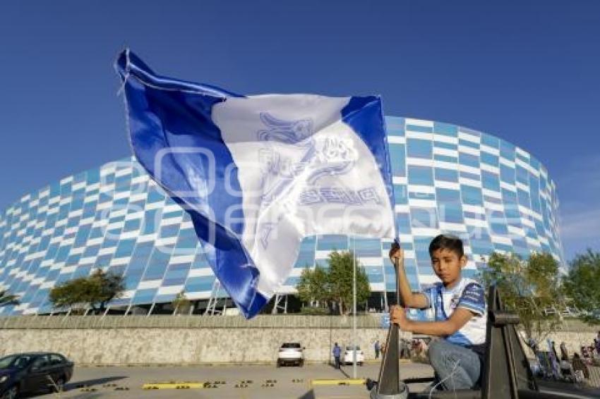 FÚTBOL . CLUB PUEBLA VS TOLUCA