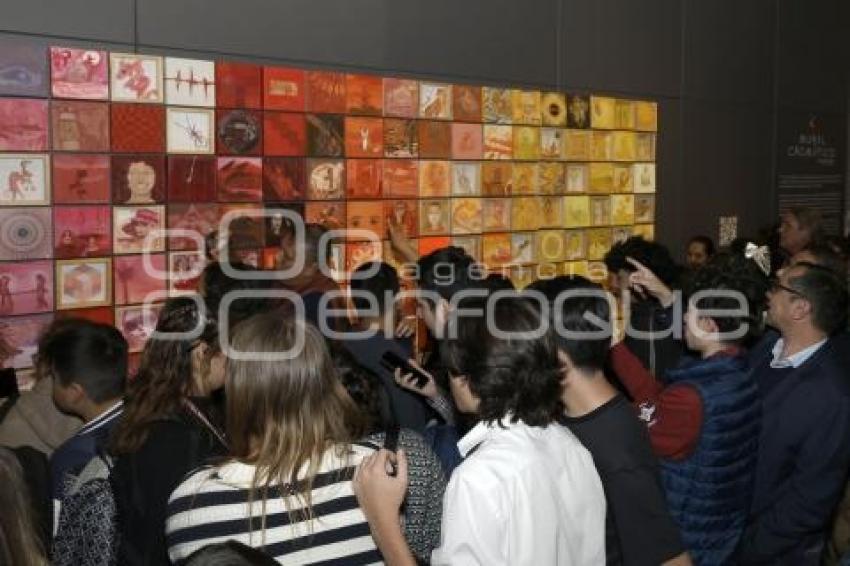 EXPOSICIÓN MURAL CROMÁTICO