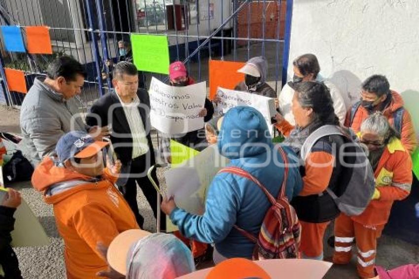 PROTESTA . SERVICIO DE LIMPIA