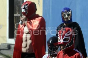 SAN PEDRO CHOLULA . DESFILE DE MASCARITAS