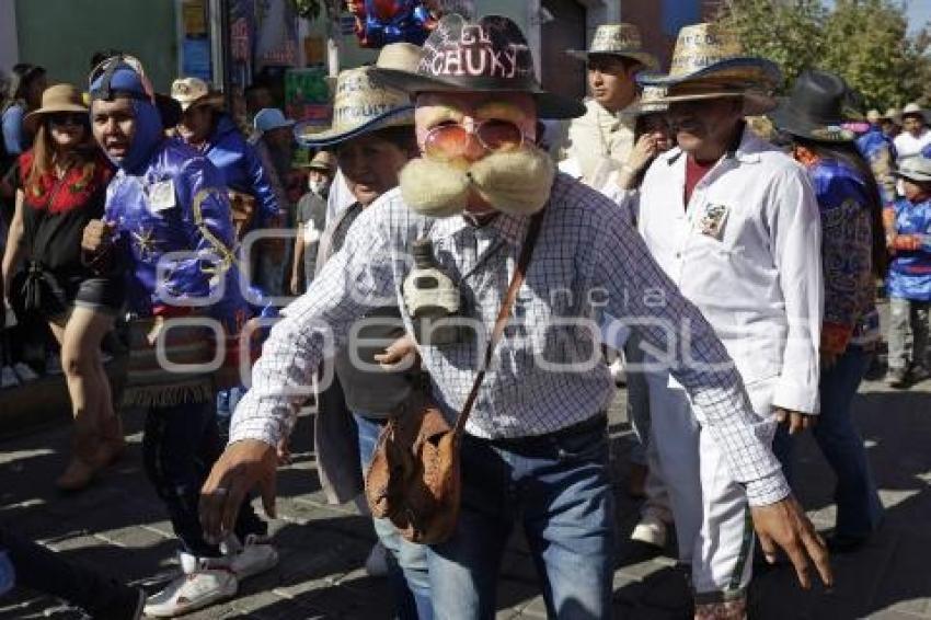 SAN PEDRO CHOLULA . DESFILE DE MASCARITAS