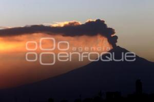 ATARDECER . VOLCÁN POPOCATÉPETL