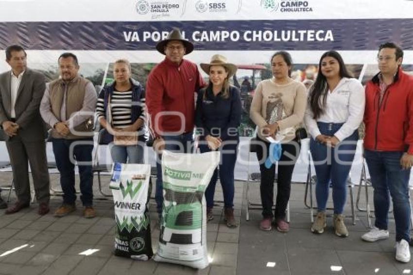 SAN PEDRO CHOLULA . ENTREGA FERTILIZANTE 