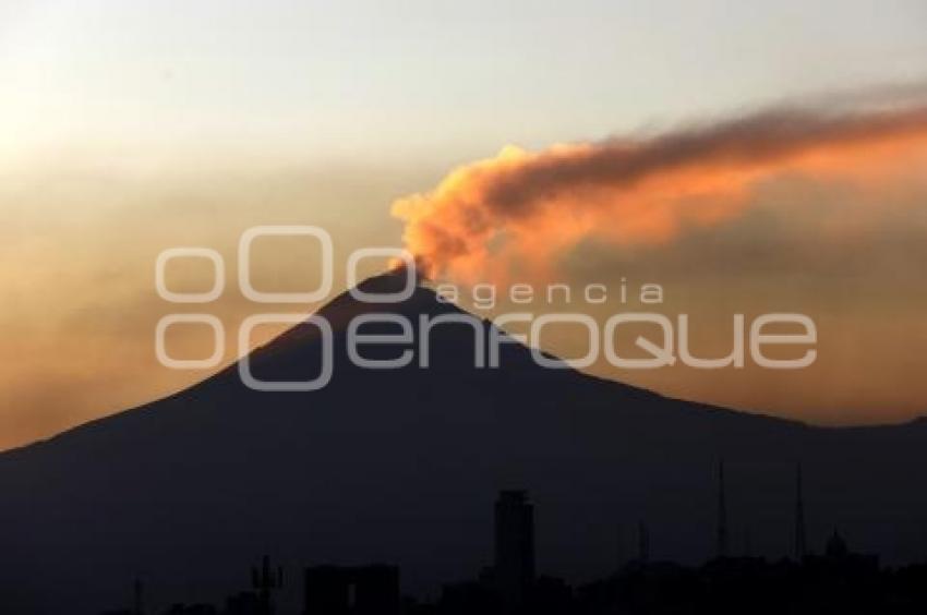 ATARDECER . VOLCÁN POPOCATÉPETL