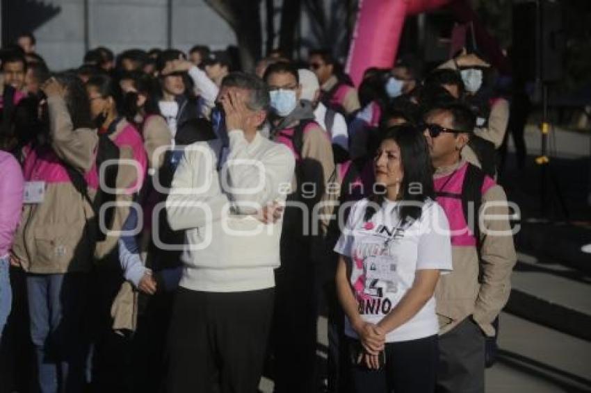 INE . BANDERAZO SALIDA CAPACITADORES