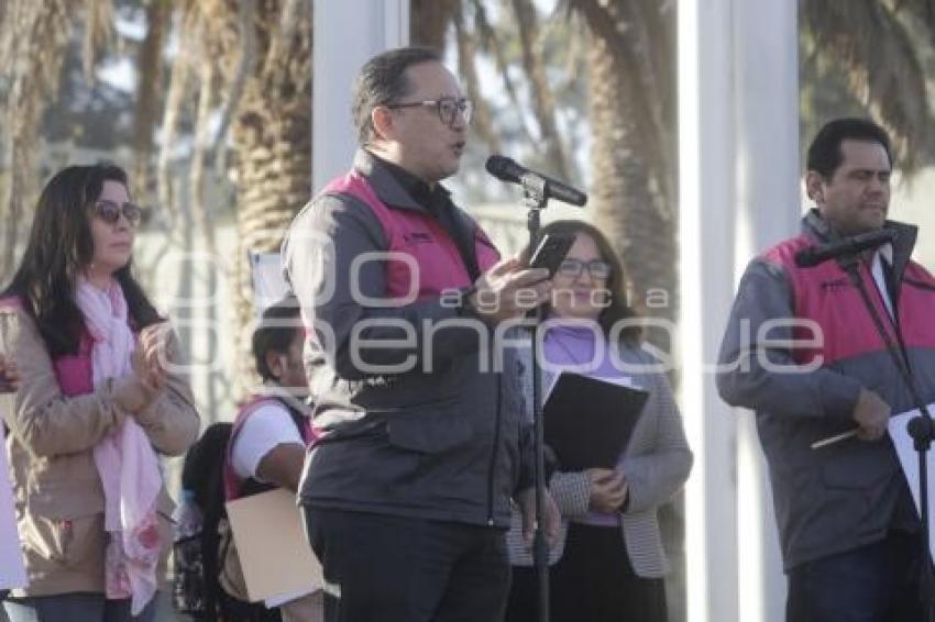 INE . BANDERAZO SALIDA CAPACITADORES