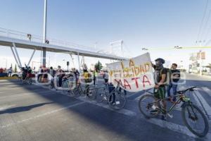 VÍA ATLIXCÁYOTL . MANIFESTACIÓN