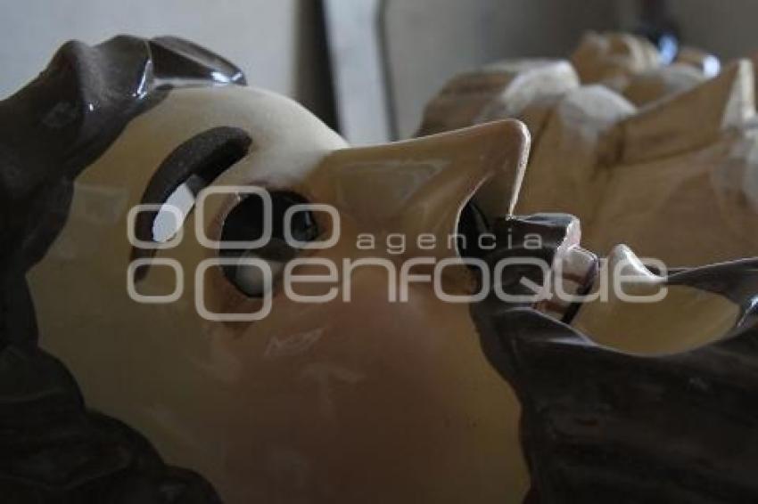 TLAXCALA . MASCARAS DE HUEHUES