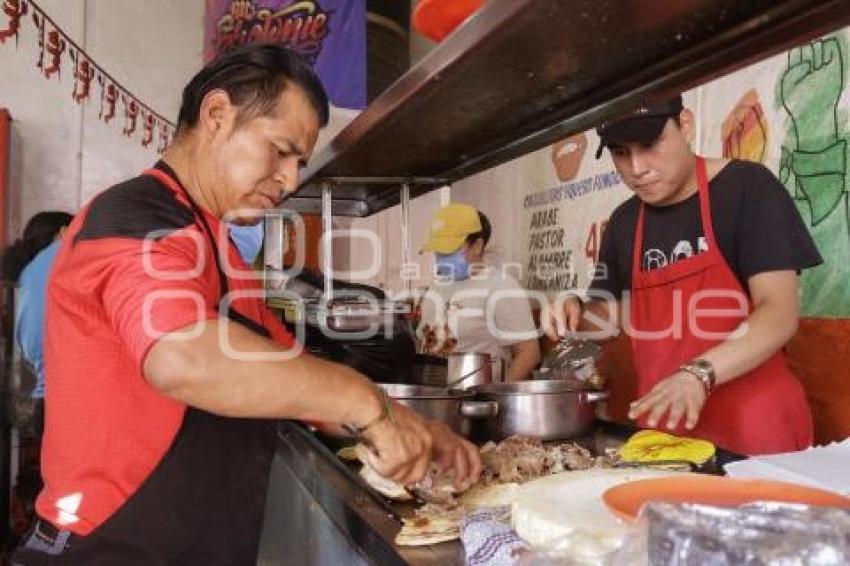 JIRAFA . BENI TACO