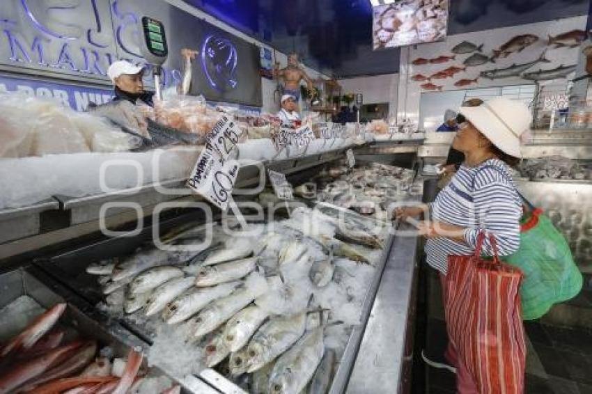 PESCADOS Y MARISCOS