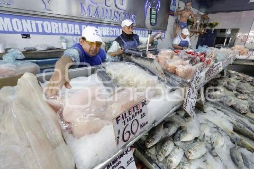 PESCADOS Y MARISCOS