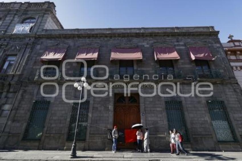 MONTE DE PIEDAD . HUELGA