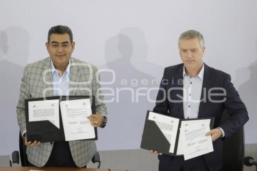 GOBIERNO ESTATAL . INVERSIÓN VOLKSWAGEN