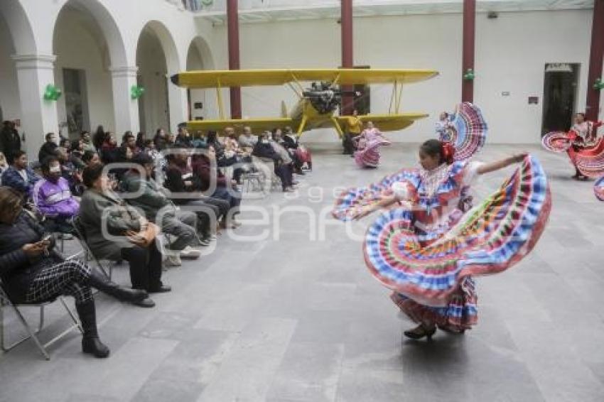 MUESTRA DE DANZA FOLKLÓRICA