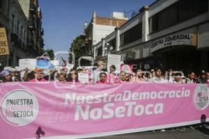 MARCHA POR LA DEMOCRACIA