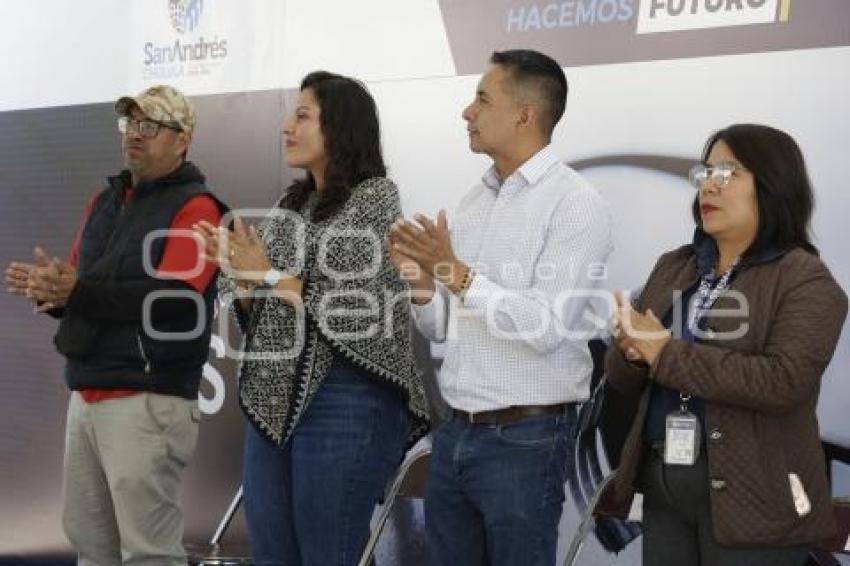 SAN ANDRÉS CHOLULA . ENTREGA DE LENTES