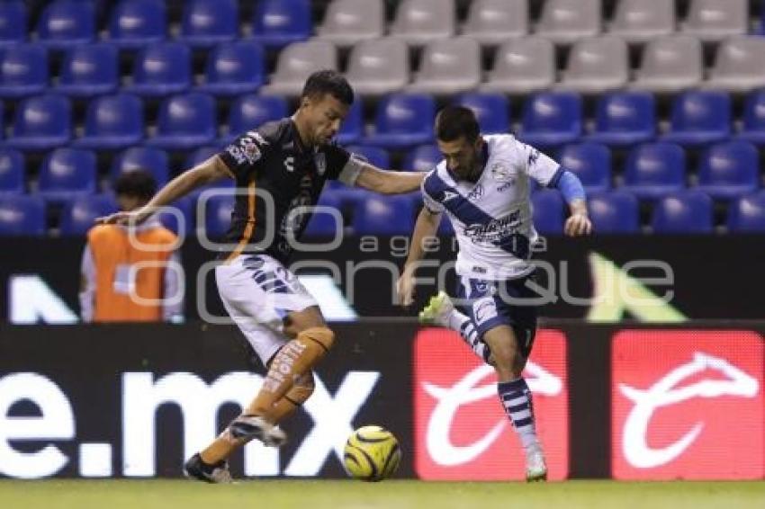 FÚTBOL . CLUB PUEBLA VS PACHUCA