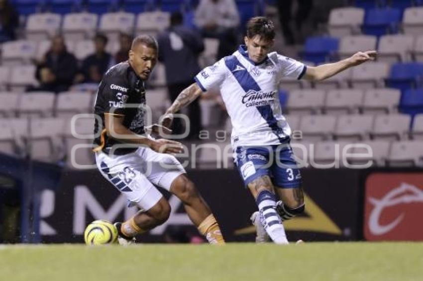 FÚTBOL . CLUB PUEBLA VS PACHUCA