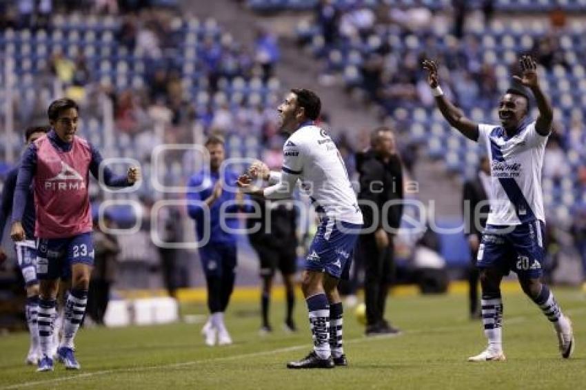 FÚTBOL . CLUB PUEBLA VS PACHUCA