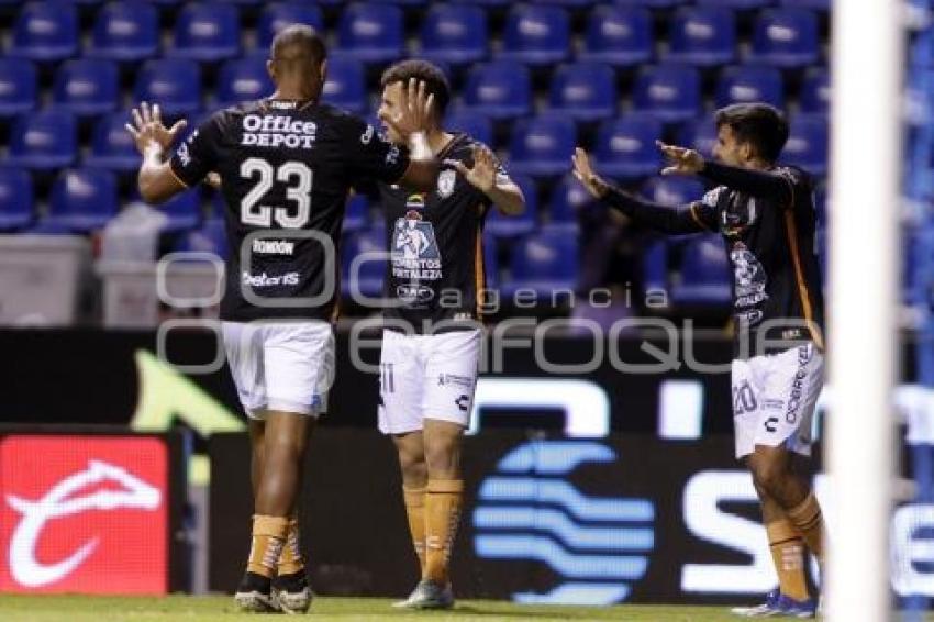 FÚTBOL . CLUB PUEBLA VS PACHUCA