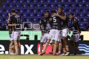 FÚTBOL . CLUB PUEBLA VS PACHUCA