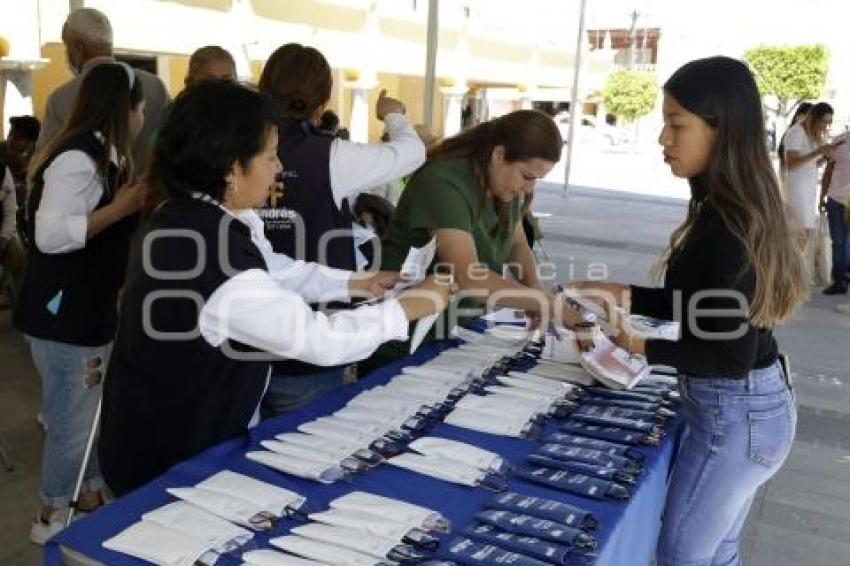 SAN ANDRÉS CHOLULA . ENTREGA DE LENTES