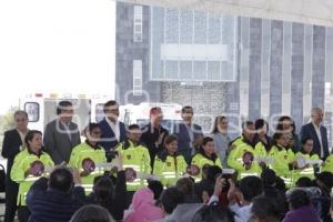 GOBIERNO ESTATAL . ENTREGA DE AMBULANCIAS