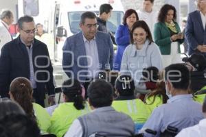 GOBIERNO ESTATAL . ENTREGA DE AMBULANCIAS