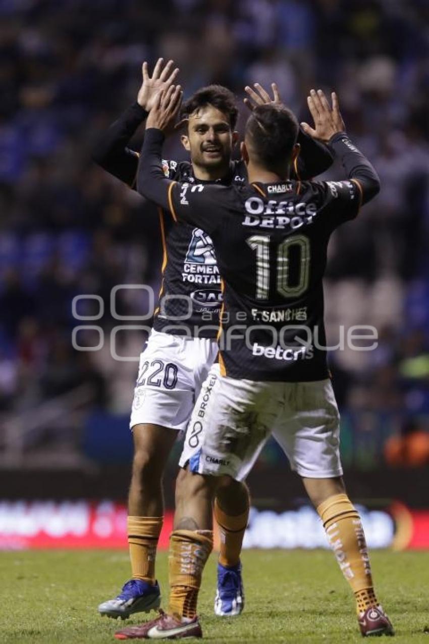 FÚTBOL . CLUB PUEBLA VS PACHUCA