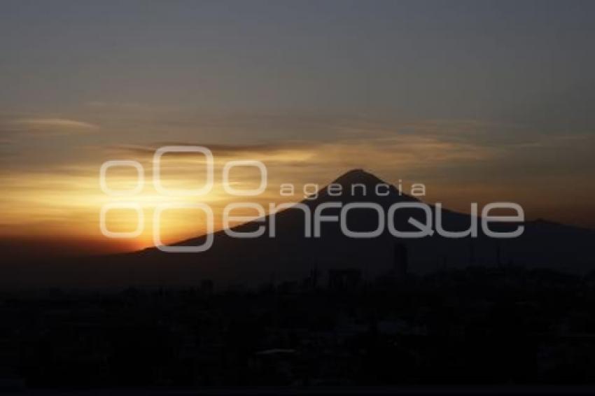 VOLCÁN POPOCATÉPETL . ATARDECER 