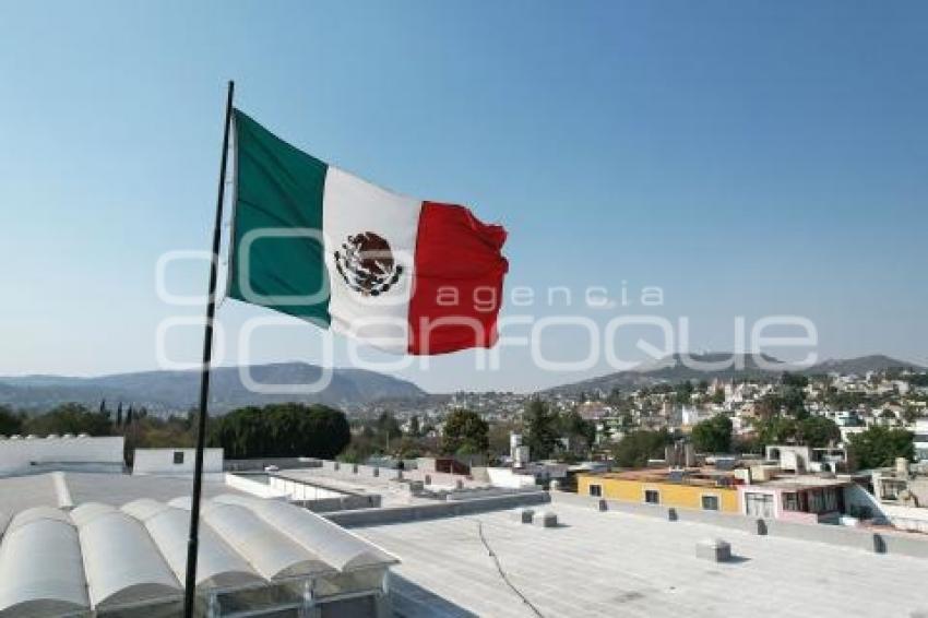 TLAXCALA . DÍA DE LA BANDERA