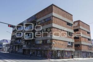 EDIFICIO ABANDONADO . 11 SUR