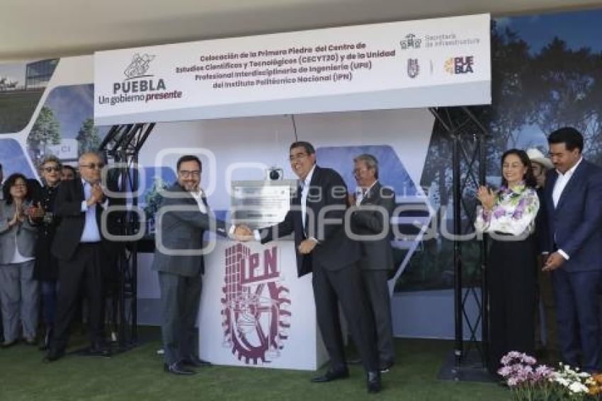 IPN . PRIMERA PIEDRA CECYT20