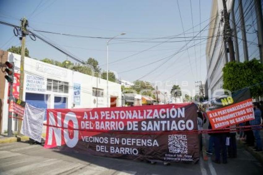 MANIFESTACIÓN . BARRIO DE SANTIAGO