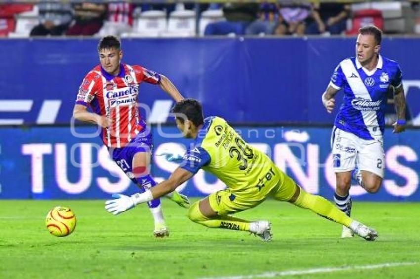 FÚTBOL . SAN LUIS VS CLUB PUEBLA