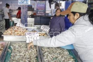 PESCADOS Y MARISCOS