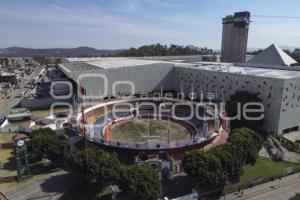 PLAZA DE TOROS . EL RELICARIO