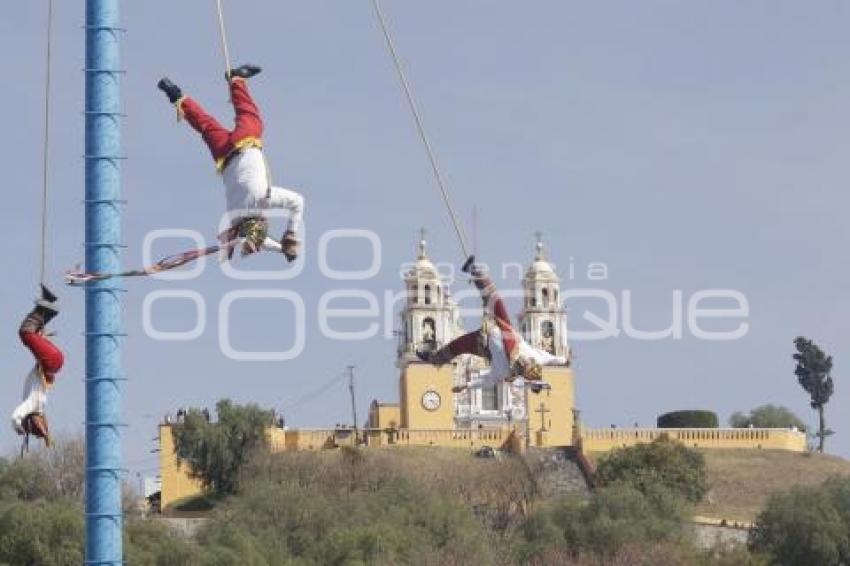 SAN PEDRO CHOLULA . VOLADORES CUETZALAN 