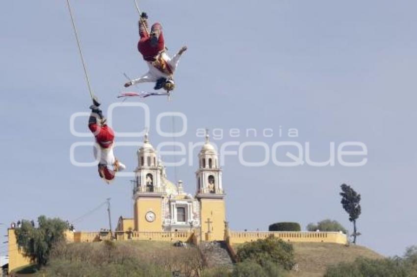 SAN PEDRO CHOLULA . VOLADORES CUETZALAN 