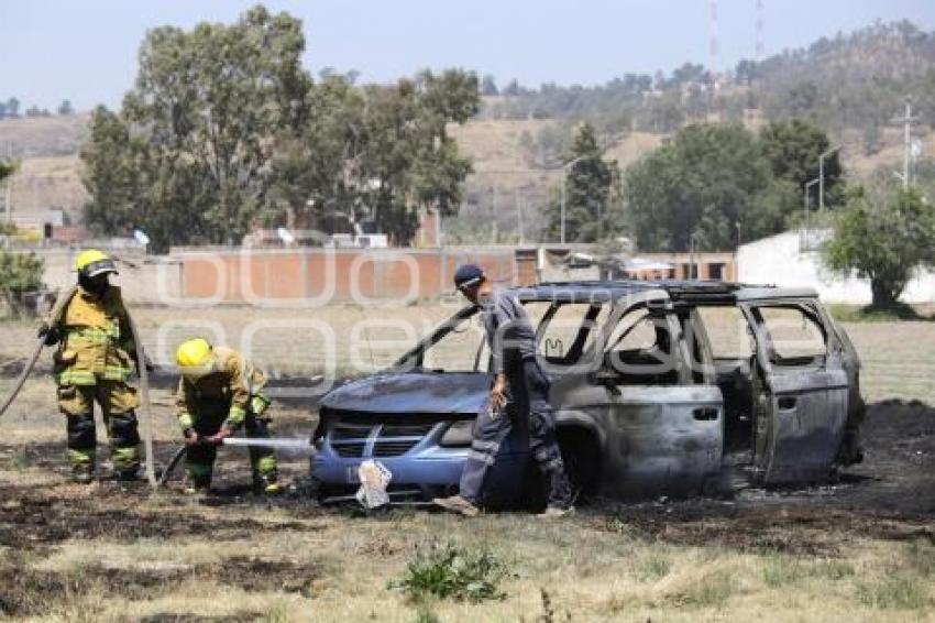 SEGURIDAD . INCENDIO CAMIONETA