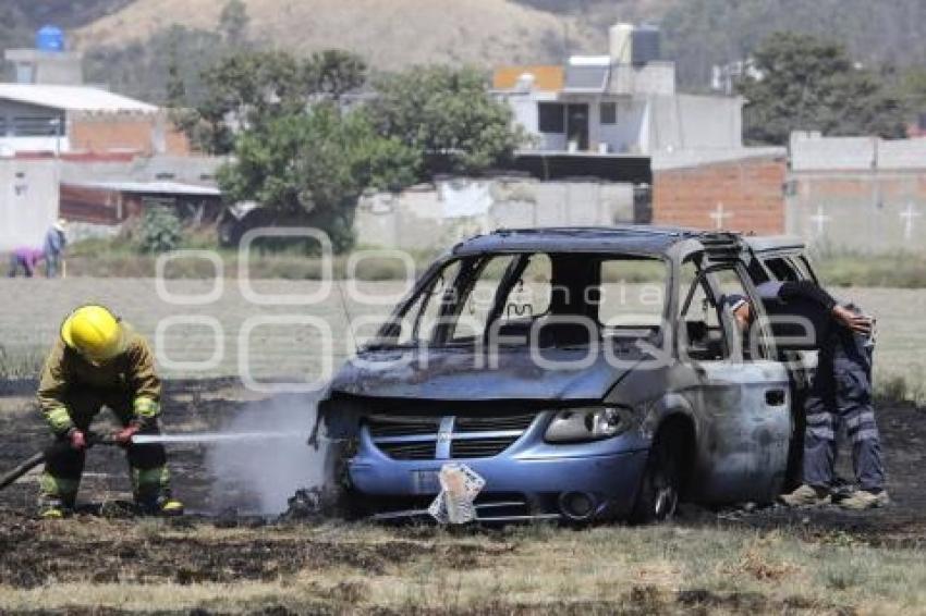 SEGURIDAD . INCENDIO CAMIONETA