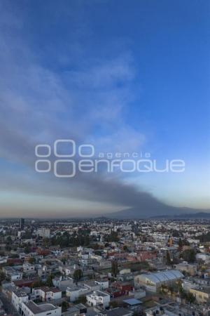 VOLCÁN POPOCATÉPETL . FUMAROLA