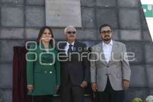 TLAXCALA . ESCULTURA LA HILANDERA