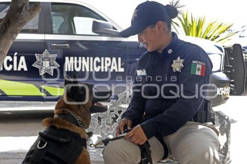 DÍA DE LA MUJER . POLICÍA K9