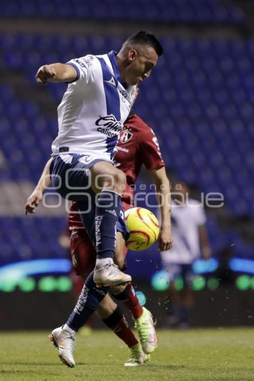 FÚTBOL . CLUB PUEBLA VS ATLAS