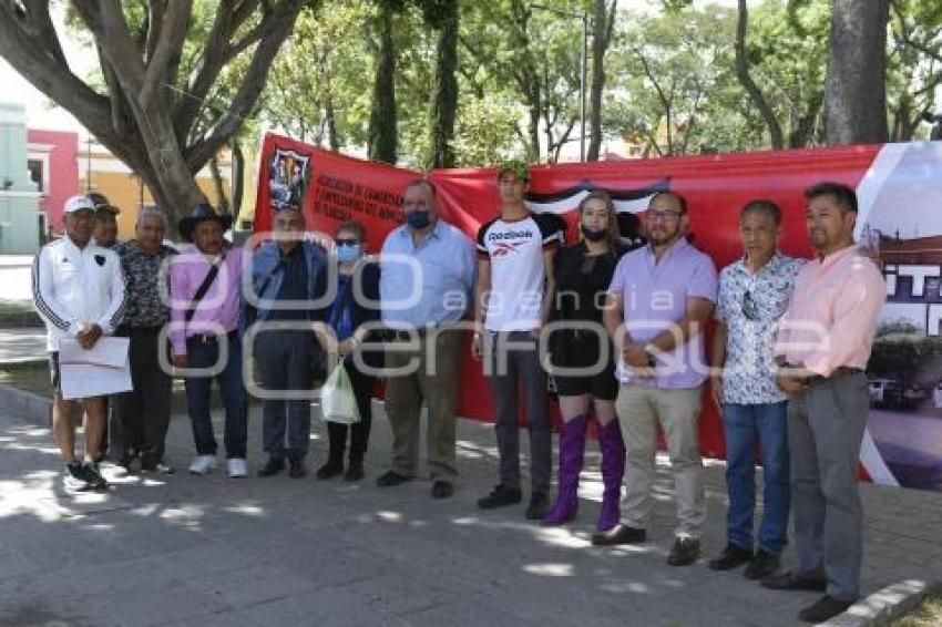 TLAXCALA . MANIFESTACIÓN COMERCIANTES