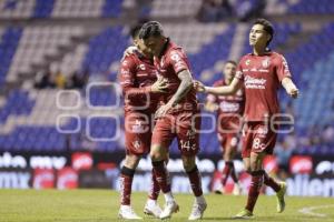 FÚTBOL . CLUB PUEBLA VS ATLAS